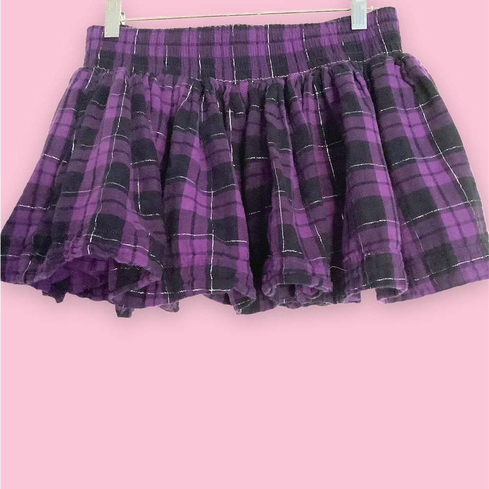 Pink skort, Fashion Bug tank pre owned condition - Picture 2 of 5